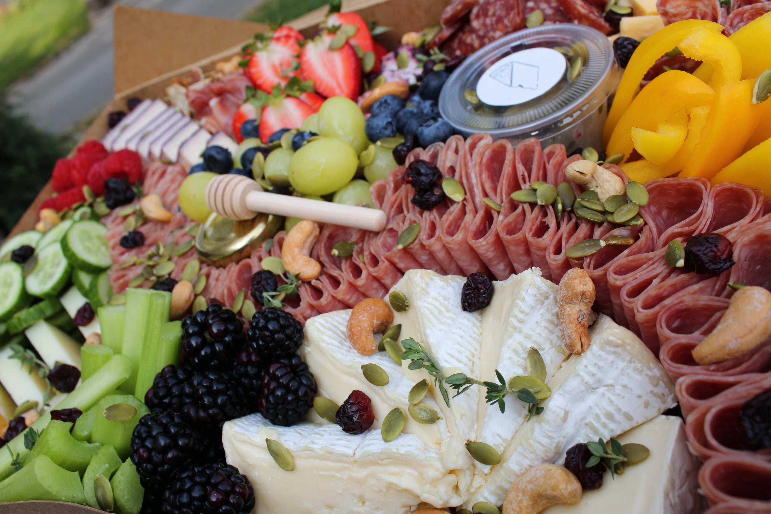 extra-large-box-12-14-people-social-rind-co
